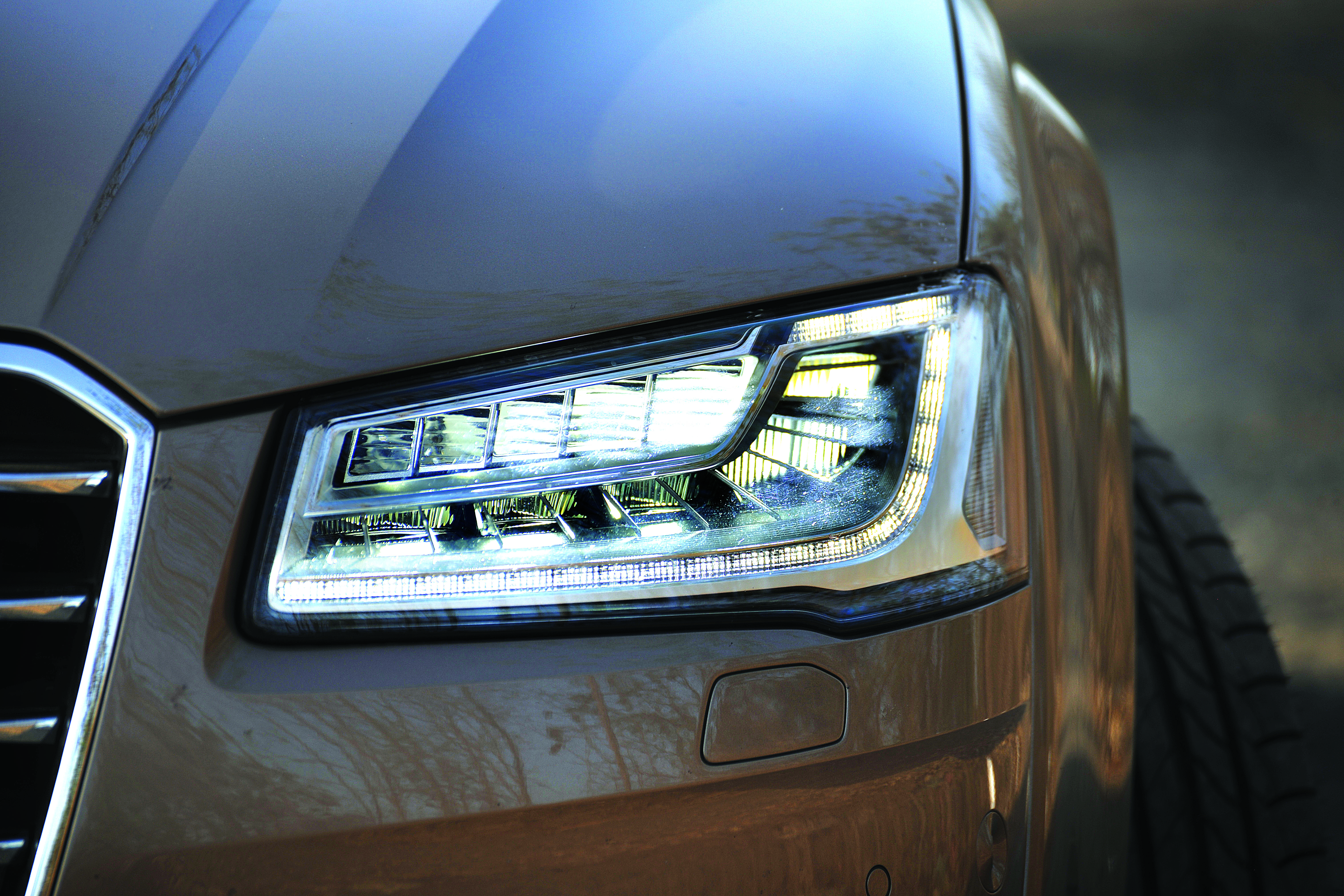 Mercedes-Benz S-class vs Jaguar XJ vs Audi A8 vs BMW 7-series comparison - Image 20